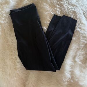 Black Lululemon leggings